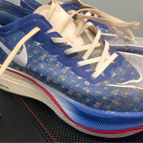 Women Nike Zoom Running - Picture 2 of 4